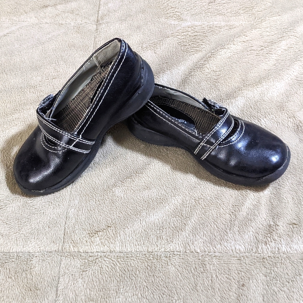 Girls mary janes size 7
